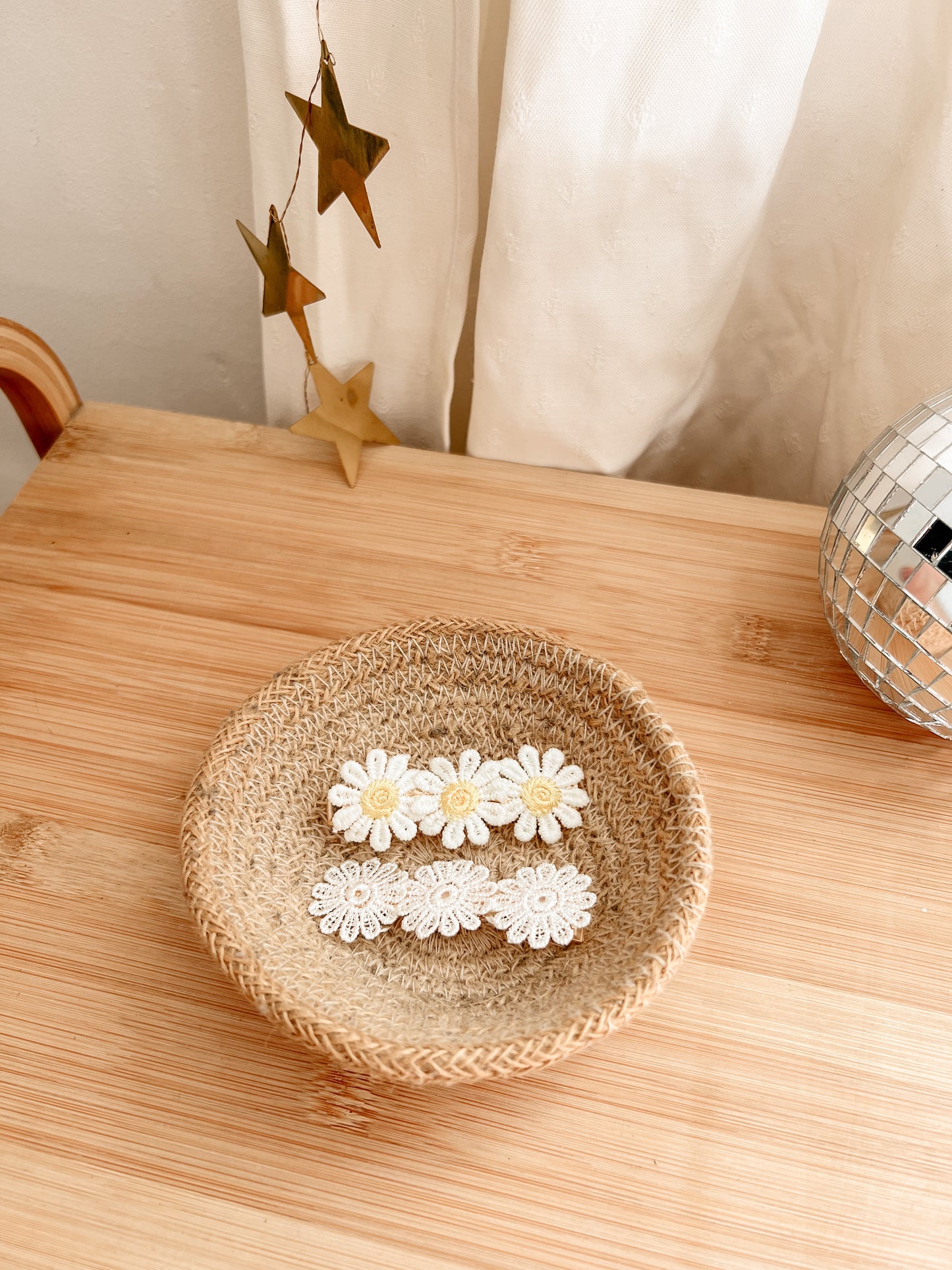 Barrette Marguerite dentelle