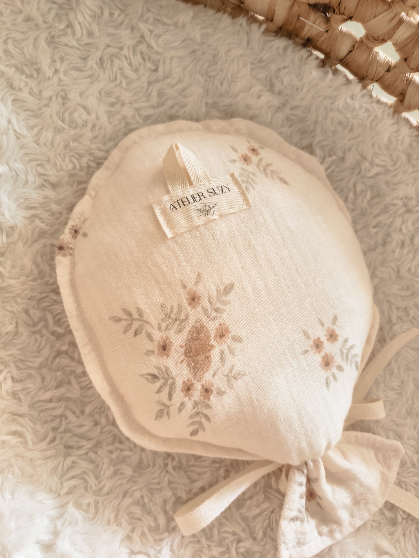 Ballon mural brodé - beige brodé