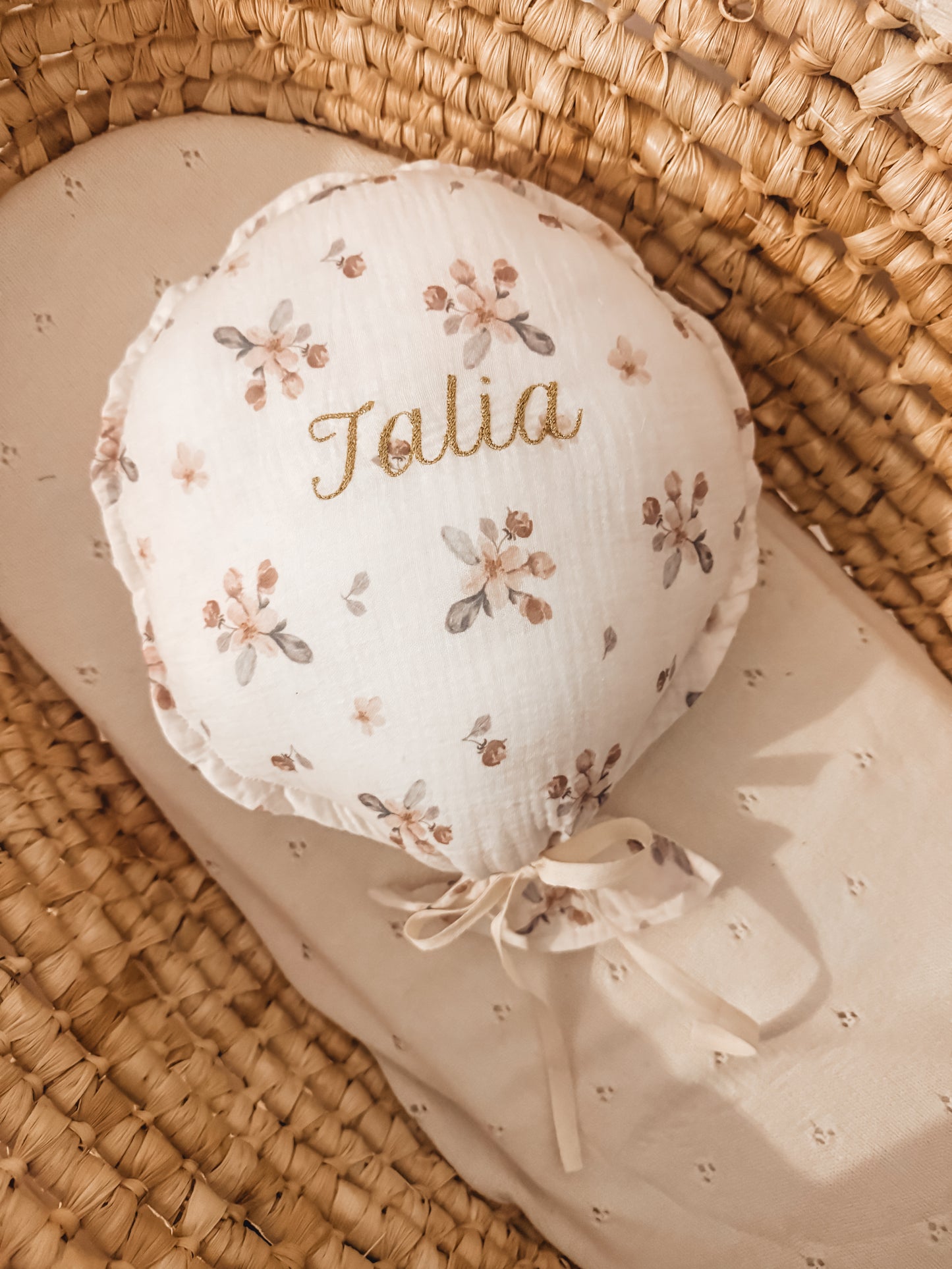 Ballon mural - fleurs de pommier