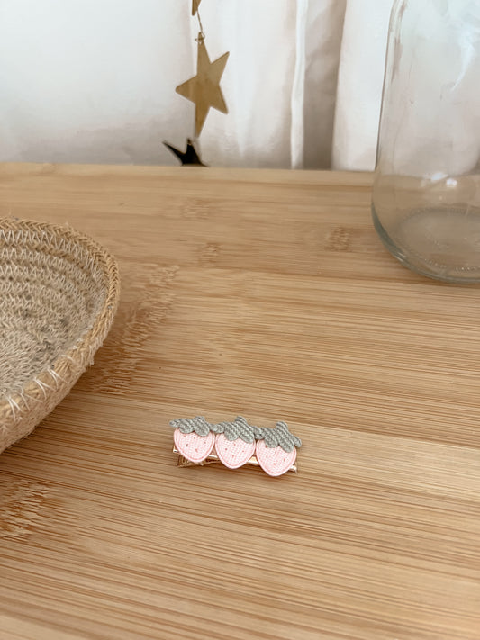 Barrette pink Stawberry